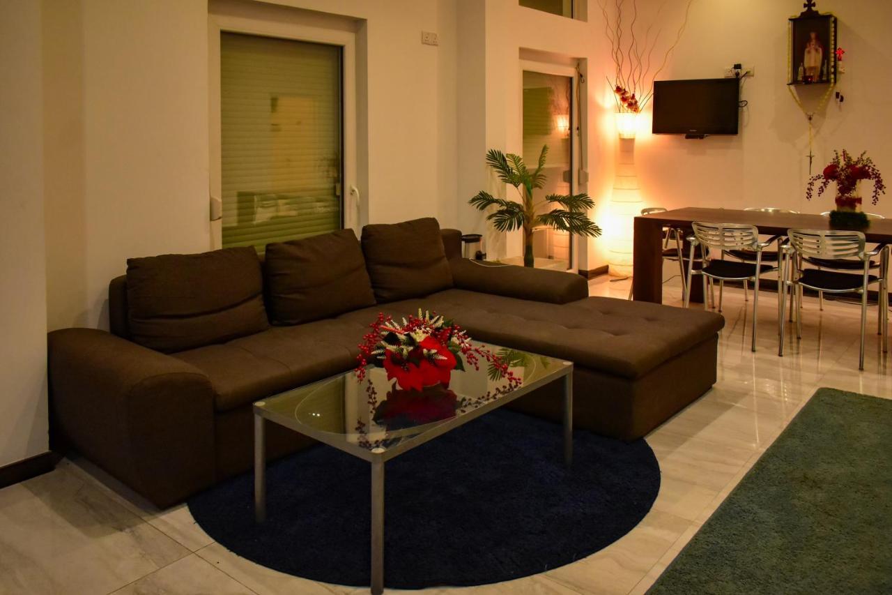 Nature Lanka Guest House Negombo Esterno foto